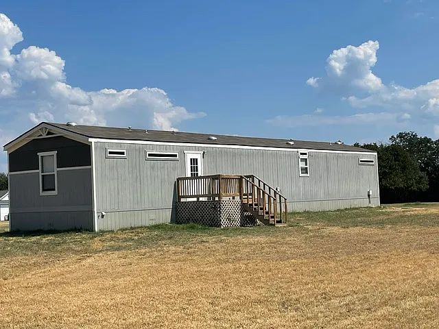 3 bed, 1400 sqft, $1,495 — Photo 3