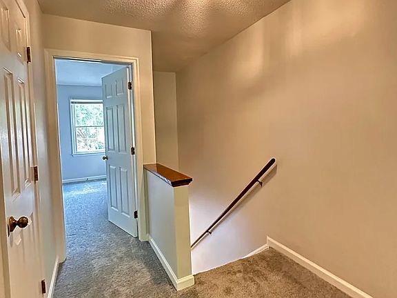 5th image of 268 Beechtree Dr