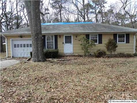 1st image of 84 Shorewood Dr