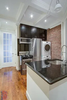 Rented by REAL New York | media 16