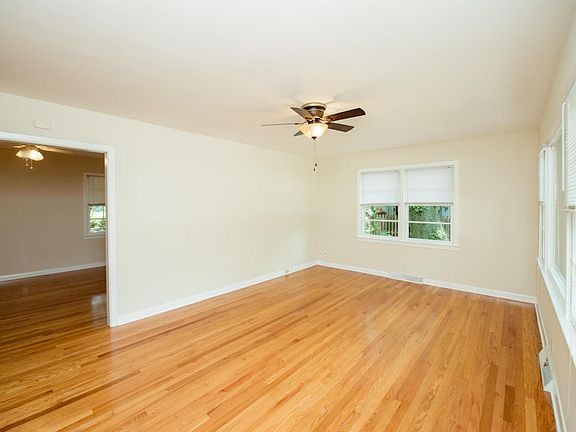 2nd image of 5084 Pittman St