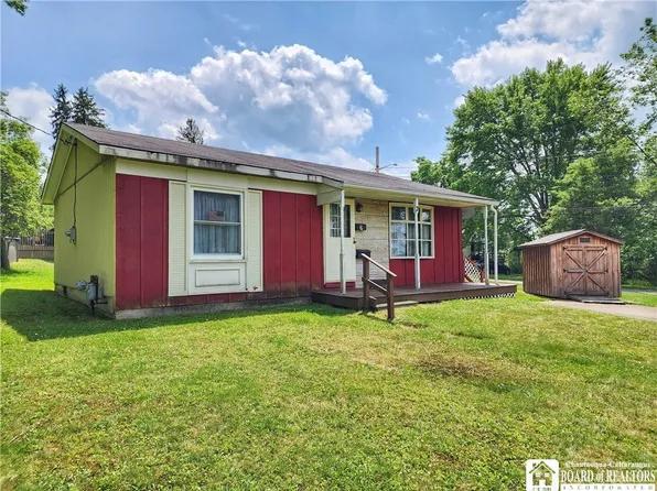 7 Marion St, Jamestown, NY 14701