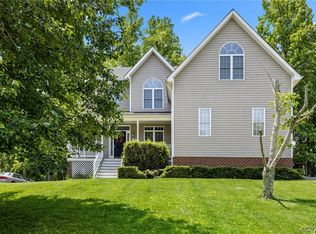 12207 Point Placid Dr, Midlothian, VA 23112