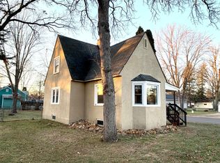 315 Lindbergh Dr NW, Little Falls, MN 56345