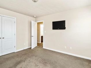 4307 Edgewater Ln, Suffolk, VA 23435