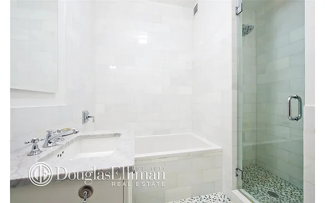 Rented by Douglas Elliman | media 20