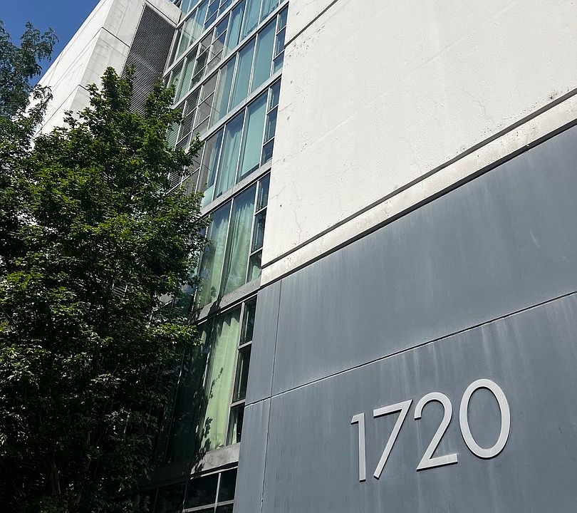 1st image of 1720 S Michigan Ave APT 803