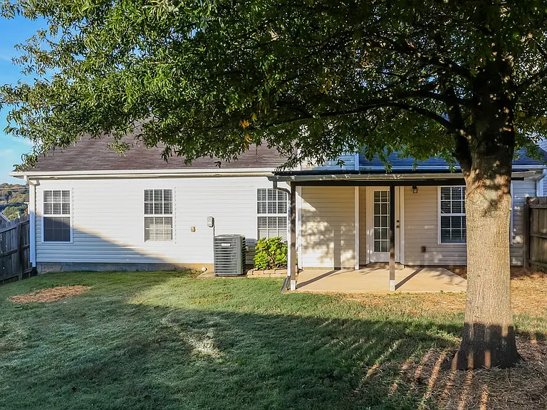 804 Birchmill Point N — Photo 16