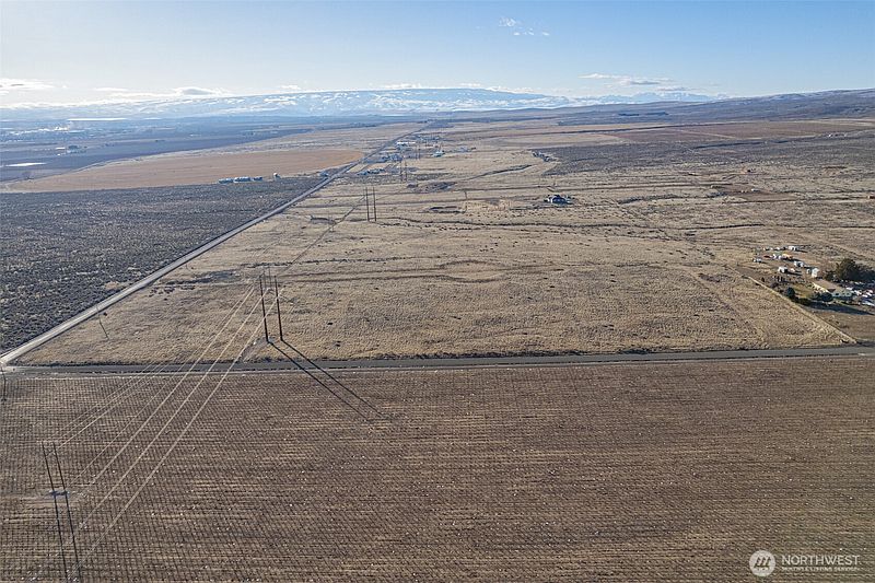 5th image of 2 Road 13 NW