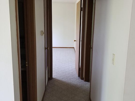 4th image of 2670 W 38th St APT 6A