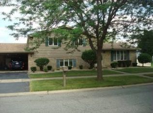 2119 Coral Dr, Schererville, IN 46375