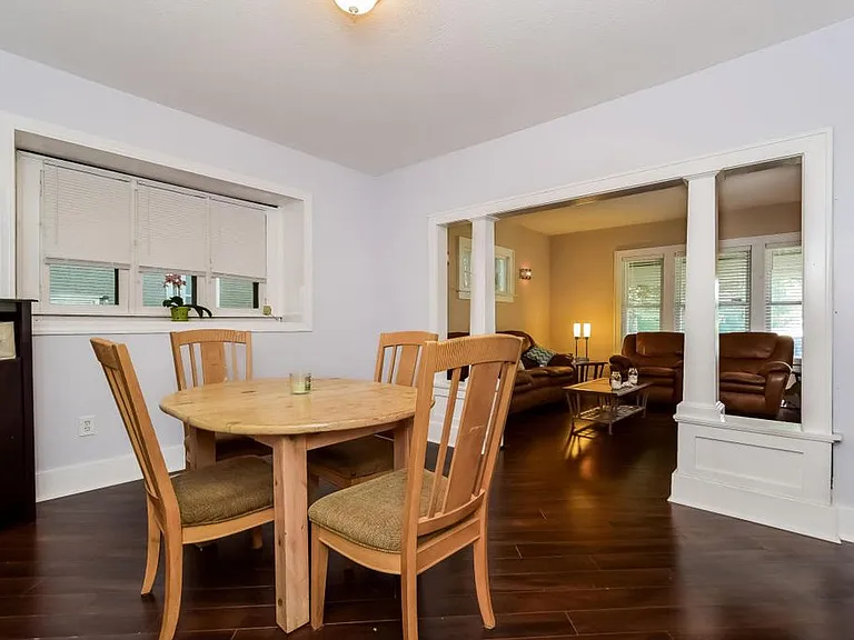 1261 Union Ave NE — Photo 3