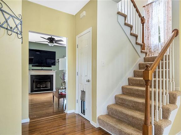 5th image of 108 Chenango Ct