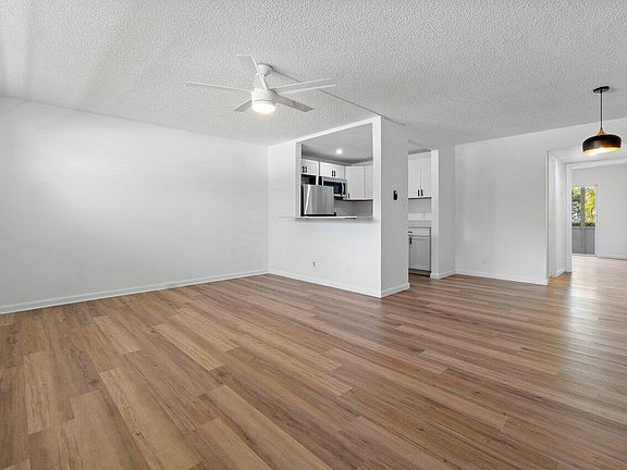 2nd image of 65 Northampton D