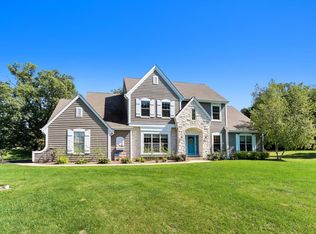 W7080 Savannah Ln, Delavan, WI 53115