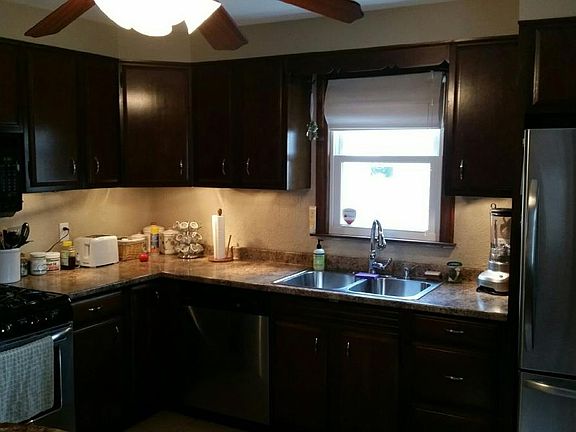 3rd image of 27 Asbury Pl