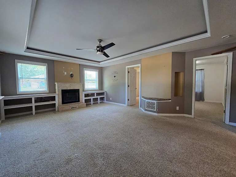 19010 Commercial St — Photo 6