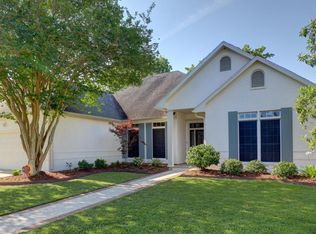 306 Creekside Dr, Lafayette, LA 70508