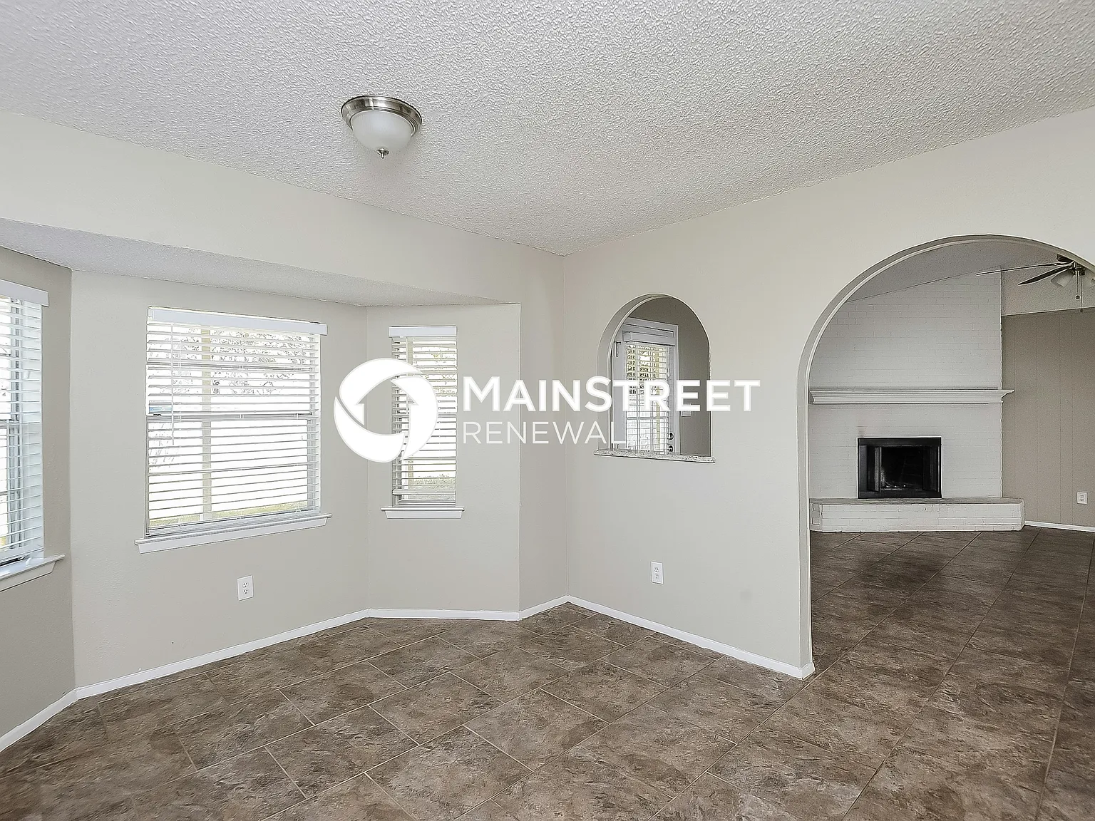 8805 Main St — Photo 4