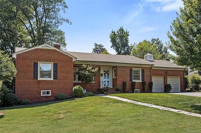 1st image of 6006 W Club Ln