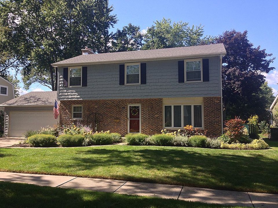2nd image of 928 N Stark Dr