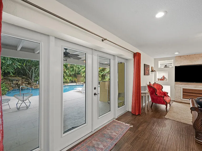 92 Squire Dr — Photo 30