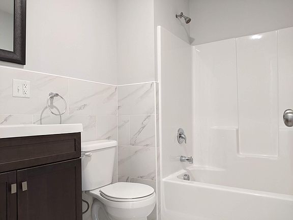 3rd image of 142 Sussex Ave #308