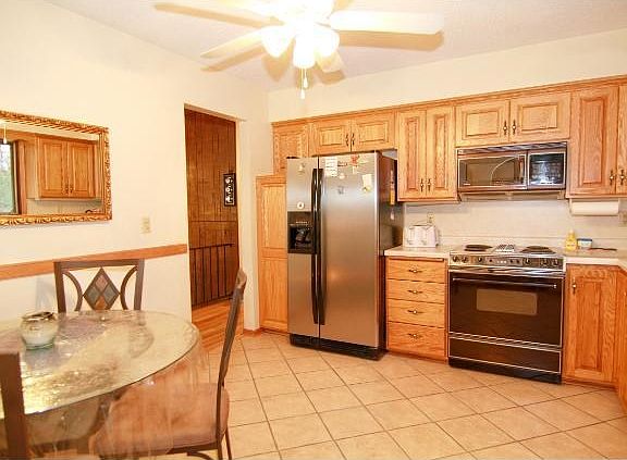 4th image of 20750 July Ave N