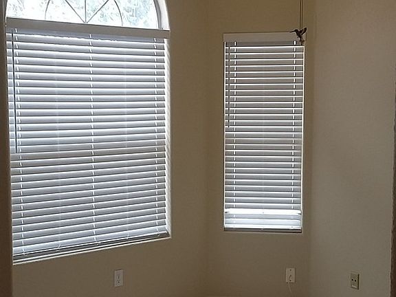 2nd image of 205 Bay Club Dr