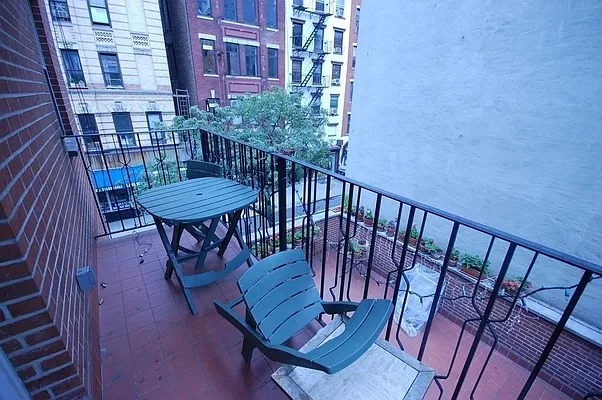 Rented by Streetwise NYC LLC | media 11