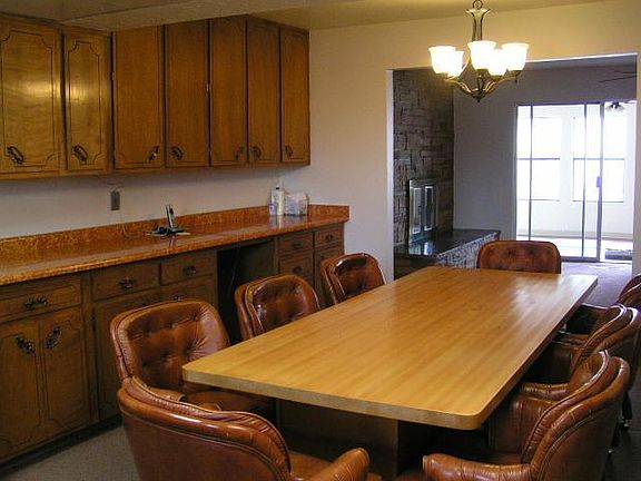 3rd image of 7524 Sky Court Cir NE