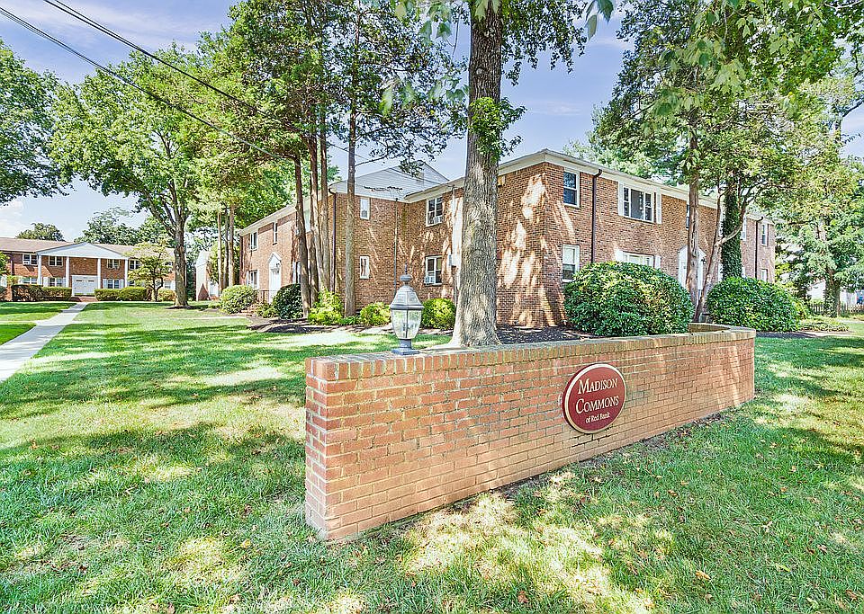 Madison Commons Front 