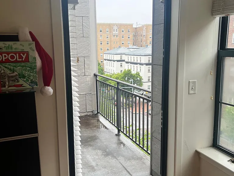 3201 Saint Paul St #415 — Photo 7