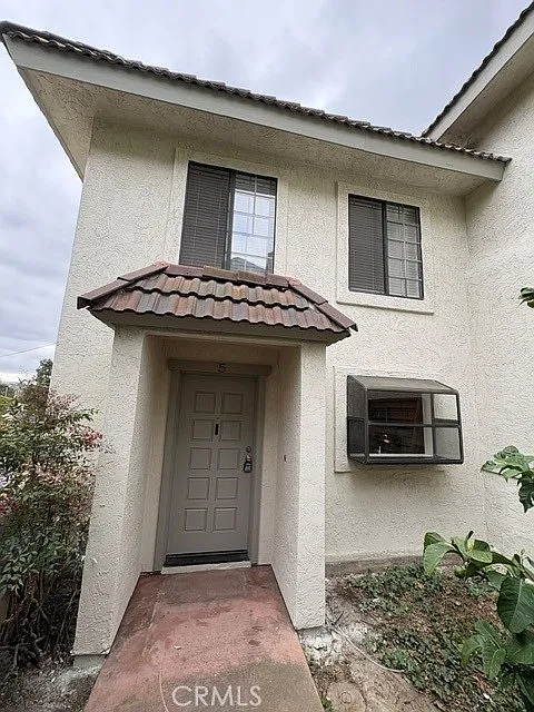 Building Photo - 6165 Carling Way #5