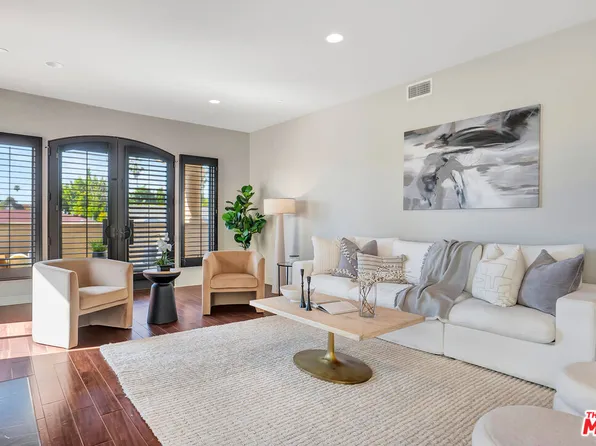 1414 S Beverly Glen Blvd APT 301, Los Angeles, CA 90024