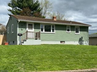 170 Carpentersville Rd, Phillipsburg, NJ 08865