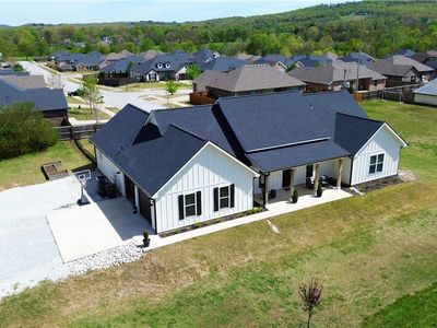 1528 S Roberts Rd, Fayetteville, AR, 72701