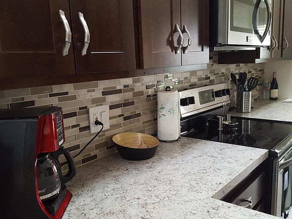 4th image of 21 Tennessee Ave #1