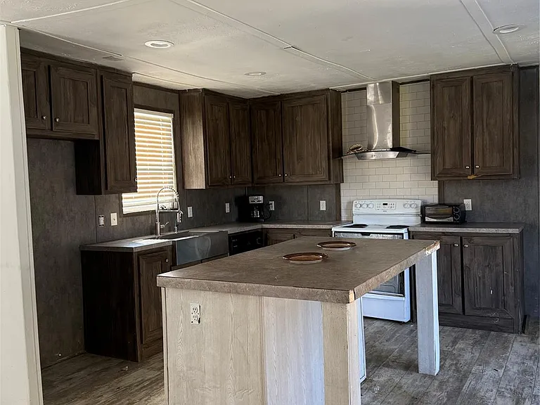 239 Road 5027 — Photo 12