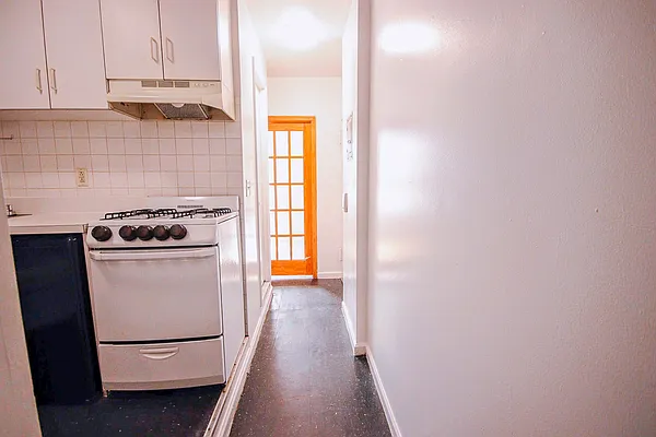 Rented by REAL New York | media 12