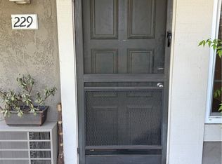 229 Springview, Irvine, CA 92620