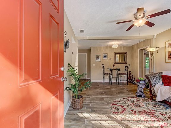 5th image of 4839 Portsmouth Ave