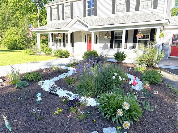2nd image of 180 Hartland Road
