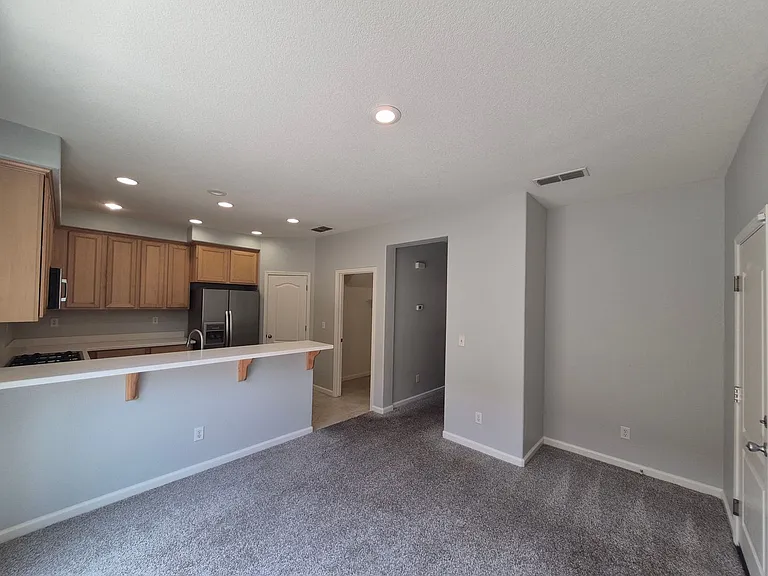 11 Long Warf Pl — Photo 11