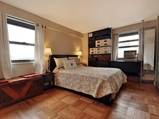 Sold by Corcoran | media 24