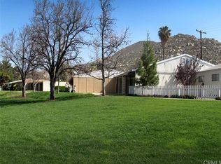 606 Gibbel Rd, Hemet, CA 92543