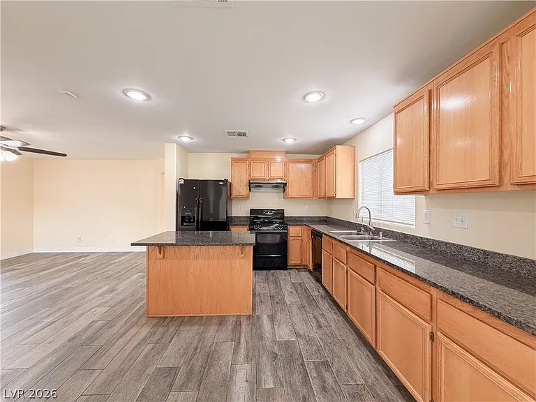 6204 Alpine Tree Ave — Photo 16