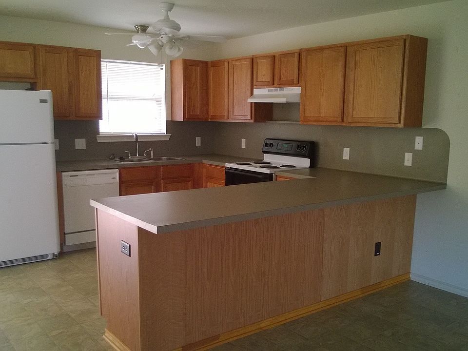 2nd image of 3615 McDonald Rd