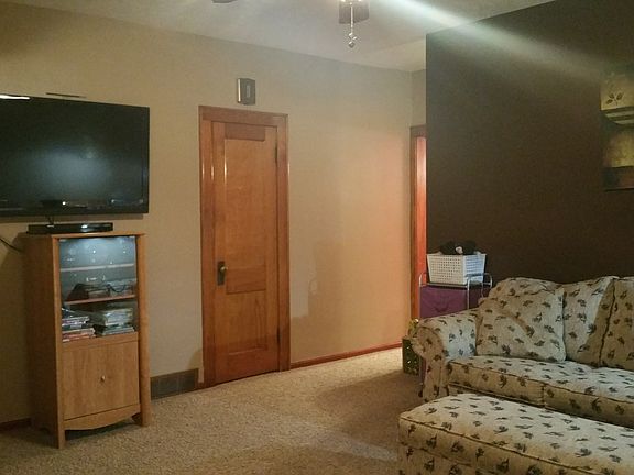 4th image of 6809 N 144th Street