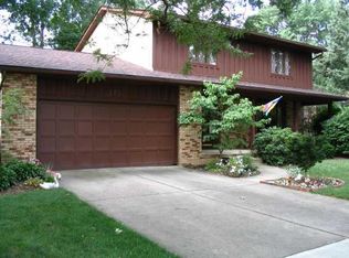 373 E Schrock Rd, Westerville, OH 43081